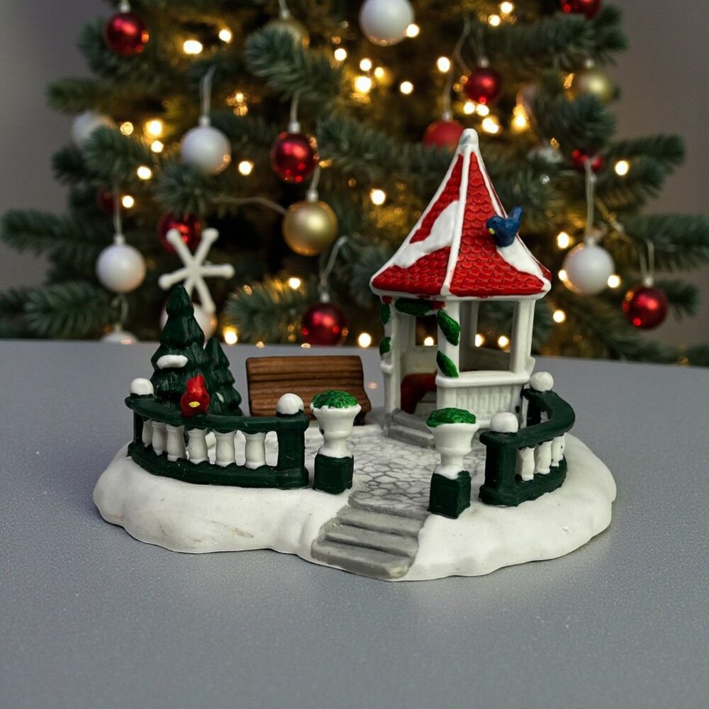 Santa's Best Park and Gazebo Christmas in Vermont Village Accessory from 1995